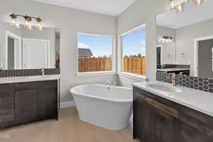 3855 SW Antelope Way, Redmond, OR 97756 - Photo 11