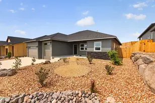 3855 SW Antelope Way, Redmond, OR 97756 - Photo 33