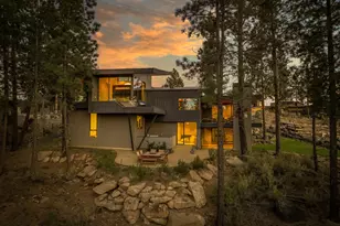 61865 Hosmer Lake Dr, Bend, OR 97702 - Photo 13