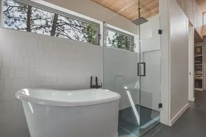 61865 Hosmer Lake Drive, Bend, OR 97702 - Photo 39