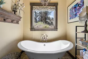 68050 Fryrear Rd, Sisters, OR 97759 - Photo 23