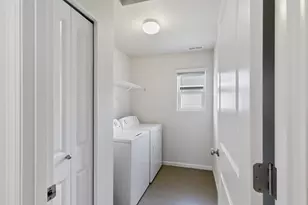 20550 SE Cameron Ave, Bend, OR 97702 - Photo 15