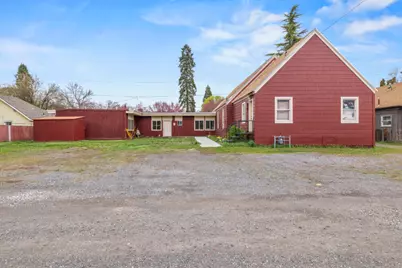 2154 Garden Avenue, Klamath Falls, OR 97601 - Photo 9