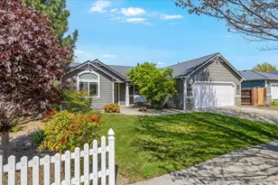 1794 Key Dr, Medford, OR 97501 - Photo 3