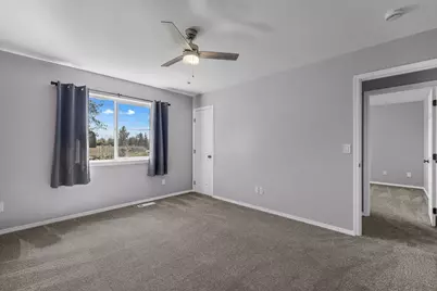 628 NW Green Forest Circle, Redmond, OR 97756 - Photo 35