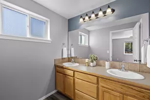 628 NW Green Forest Cir, Redmond, OR 97756 - Photo 19