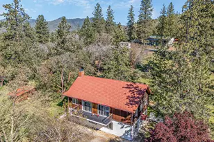 8330 Hwy 238, Jacksonville, OR 97530 - Photo 49