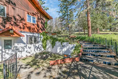 8330 Hwy 238, Jacksonville, OR 97530 - Photo 29