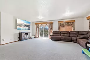 8330 Hwy 238, Jacksonville, OR 97530 - Photo 9