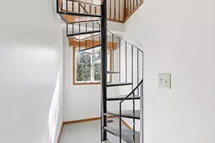 8330 Hwy 238, Jacksonville, OR 97530 - Photo 17