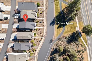 20860 SE Sotra Loop, Bend, OR 97702 - Photo 35