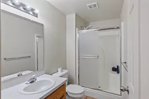 7764 Azalea-Glen Rd, Glendale, OR 97442 - Photo 7