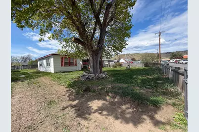 221 Cottonwood Street, Mount Vernon, OR 97865 - Photo 33