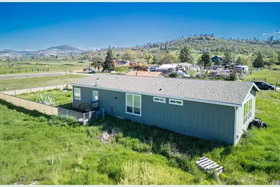 243 Highway 234, Eagle Point, OR 97524 - Photo 29