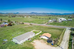 243 Hwy 234, Eagle Point, OR 97524 - Photo 27