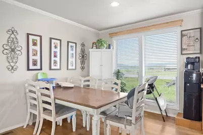 243 Highway 234, Eagle Point, OR 97524 - Photo 5