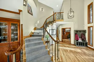 2583 Oak View Cir, Medford, OR 97504 - Photo 5