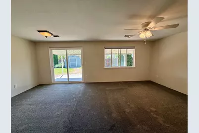 2649 Cummings Lane, Medford, OR 97501 - Photo 3