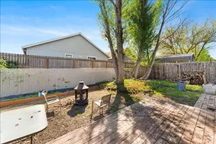 3093 Via Verde Cir, White City, OR 97503 - Photo 19