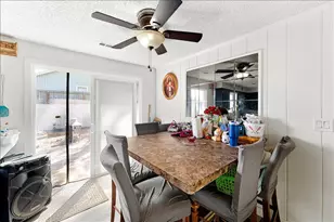 3093 Via Verde Cir, White City, OR 97503 - Photo 7