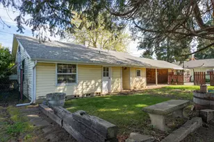 1467 S Stage Rd, Medford, OR 97501 - Photo 25