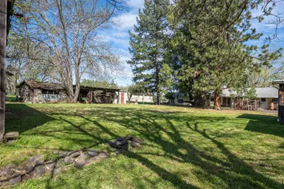 1467 S Stage Road, Medford, OR 97501 - Photo 17