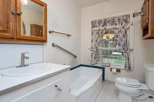 1467 S Stage Rd, Medford, OR 97501 - Photo 11