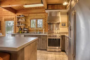 57948 Cypress Ln, Sunriver, OR 97707 - Photo 11