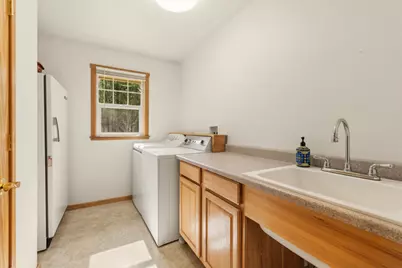 25437 Rocky Point Road, Klamath Falls, OR 97601 - Photo 35