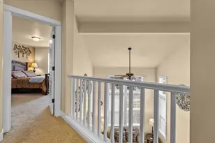 935 SW Chamberlain St, Bend, OR 97702 - Photo 23