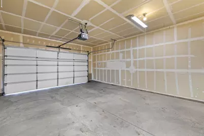 935 SW Chamberlain Street, Bend, OR 97702 - Photo 33