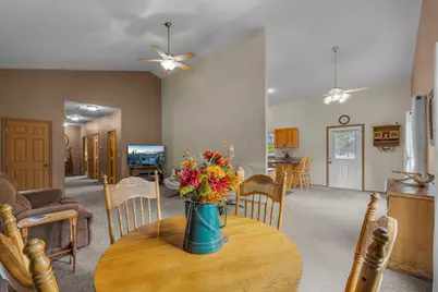 50940 S Huntington Road, La Pine, OR 97739 - Photo 13