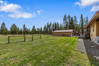 50940 S Huntington Road, La Pine, OR 97739 - Photo 25