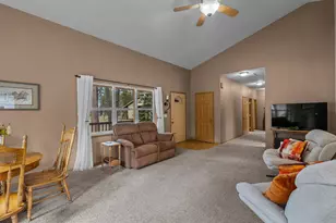 50940 S Huntington Rd, La Pine, OR 97739 - Photo 9