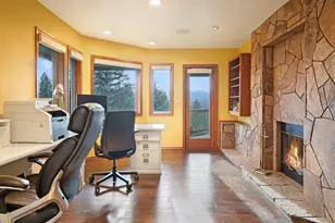 2889 NW Starview Dr, Bend, OR 97703 - Photo 31