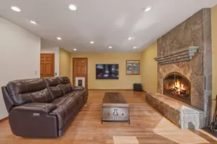 2889 NW Starview Dr, Bend, OR 97703 - Photo 19