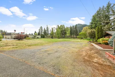 202 W Main Street #TL 1303, Rogue River, OR 97537 - Photo 7