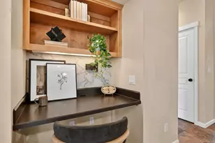 1370 Northwest Mount Washington Drive, Bend, OR 97703 - Photo 15