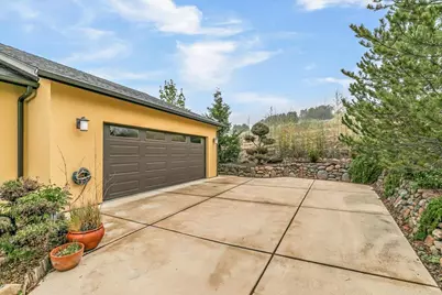 4351 Vista Pointe Drive, Medford, OR 97504 - Photo 23
