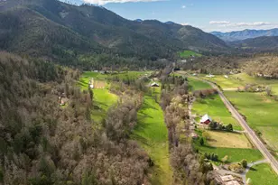 3998 Little Applegate Rd, Jacksonville, OR 97530 - Photo 7