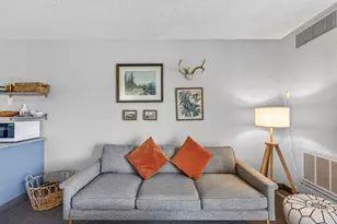 1565 NW Wall St, Bend, OR 97703 - Photo 7