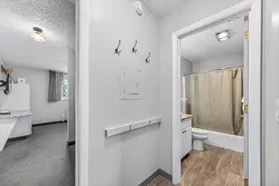 1565 NW Wall St, Bend, OR 97703 - Photo 11