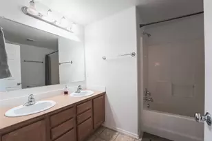 1390 NE 3rd St, Redmond, OR 97756 - Photo 33