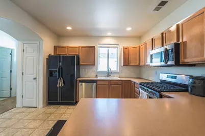 1390 NE 3rd Street, Redmond, OR 97756 - Photo 7