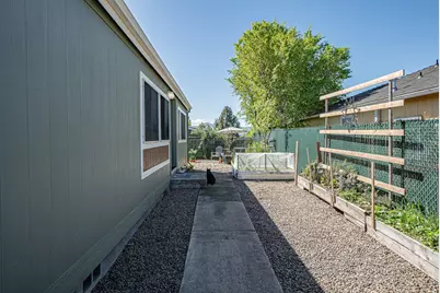 2228 New Haven Drive, Central Point, OR 97502 - Photo 23