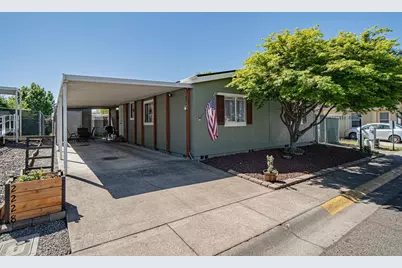 2228 New Haven Drive, Central Point, OR 97502 - Photo 1