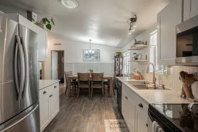 2228 New Haven Drive, Central Point, OR 97502 - Photo 5