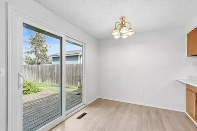 3167 Delta Waters Road, Medford, OR 97504 - Photo 7