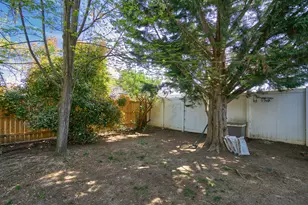 1741 Howell Ave, Medford, OR 97501 - Photo 23