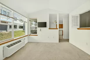 943 Mountain Meadows Cir, Ashland, OR 97520 - Photo 7